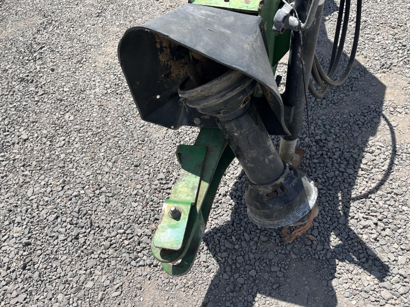 ./imagenes/INVOICE/2019/17025/CORTADORA DE ALFALFA JOHN DEERE 530 (14).JPG